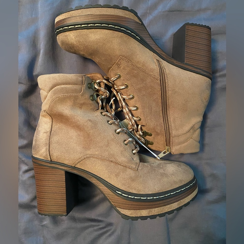 Altar’d State Platform Piper Boots Size 9